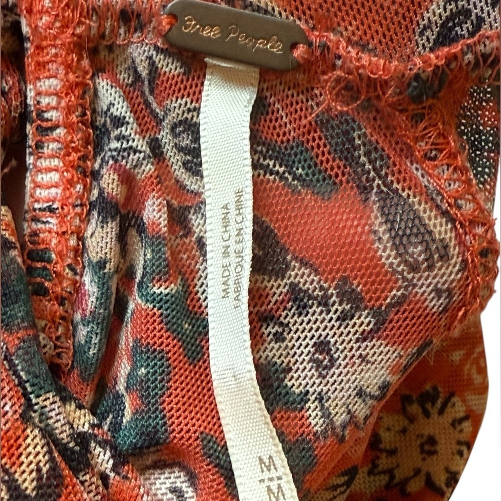 Free People All Dolled Up Top Red Combo Open Back Sheer Tie Cuffs Size Medium - Picture 9 of 13